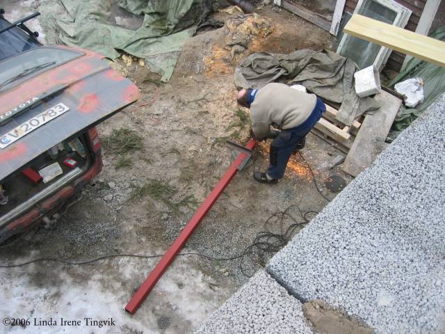 Click to see big picture (640x480 pixels; 73 KB)