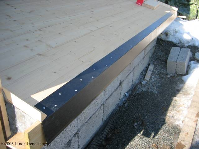 Click to see big picture (640x480 pixels; 44 KB)