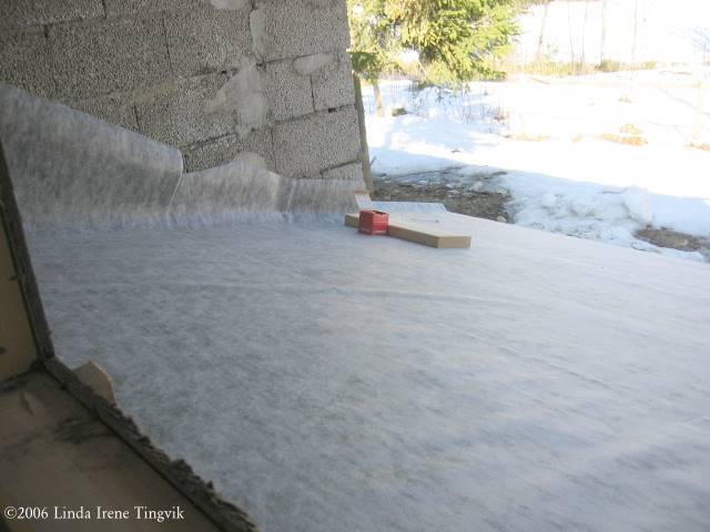 Click to see big picture (640x480 pixels; 39 KB)