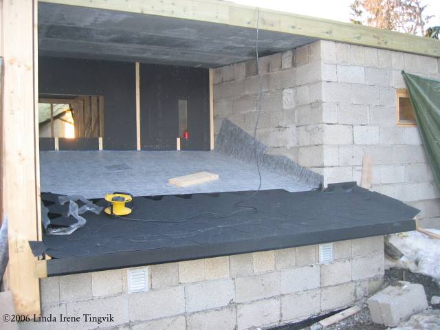 Click to see big picture (640x480 pixels; 44 KB)