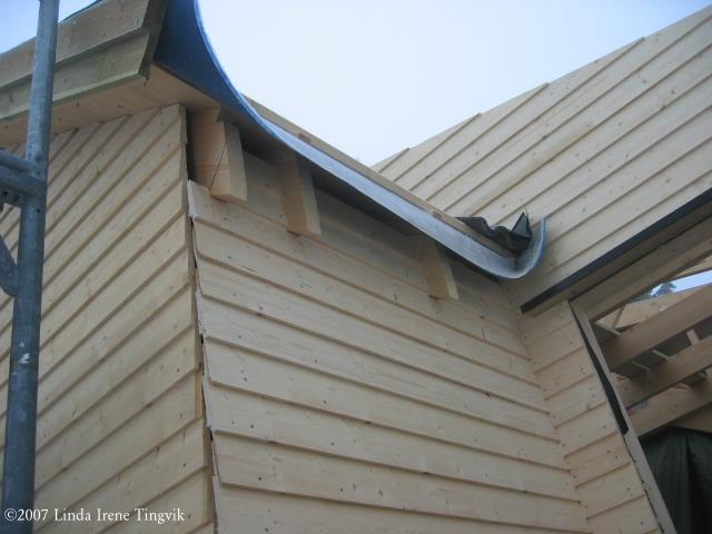 Click to see big picture (640x480 pixels; 42 KB)