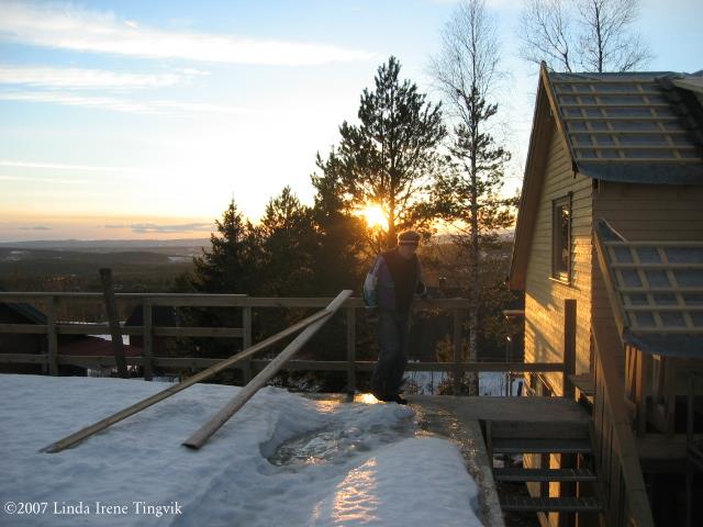 Click to see big picture (640x480 pixels; 52 KB)